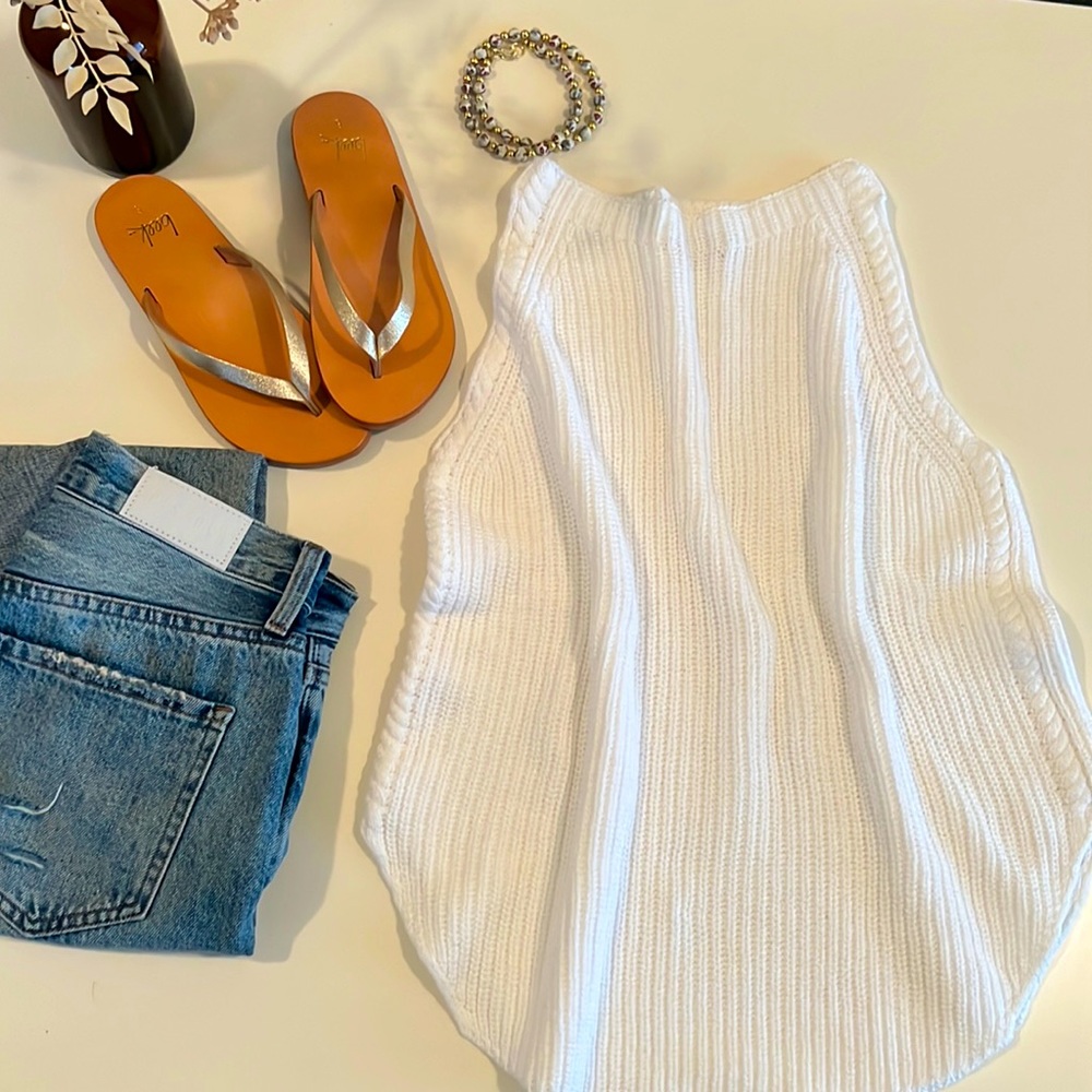 Loft Knit Sleeveless Halter Top.XS